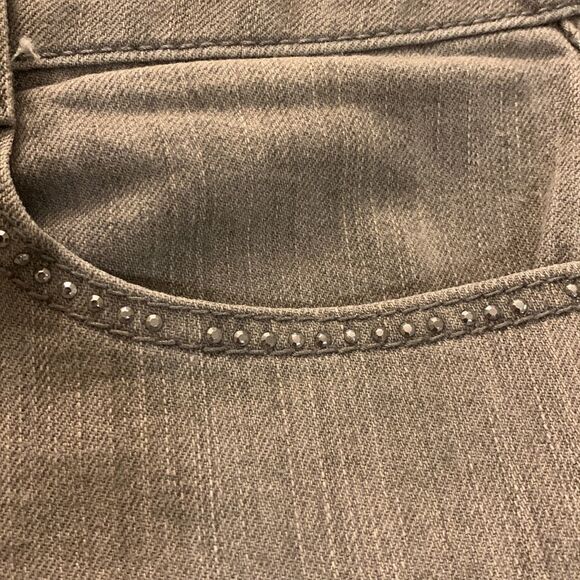 Christopher and Bank size 8 gray denim jeans - Picture 11 of 12